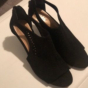 Women’s Style and Co Heels
